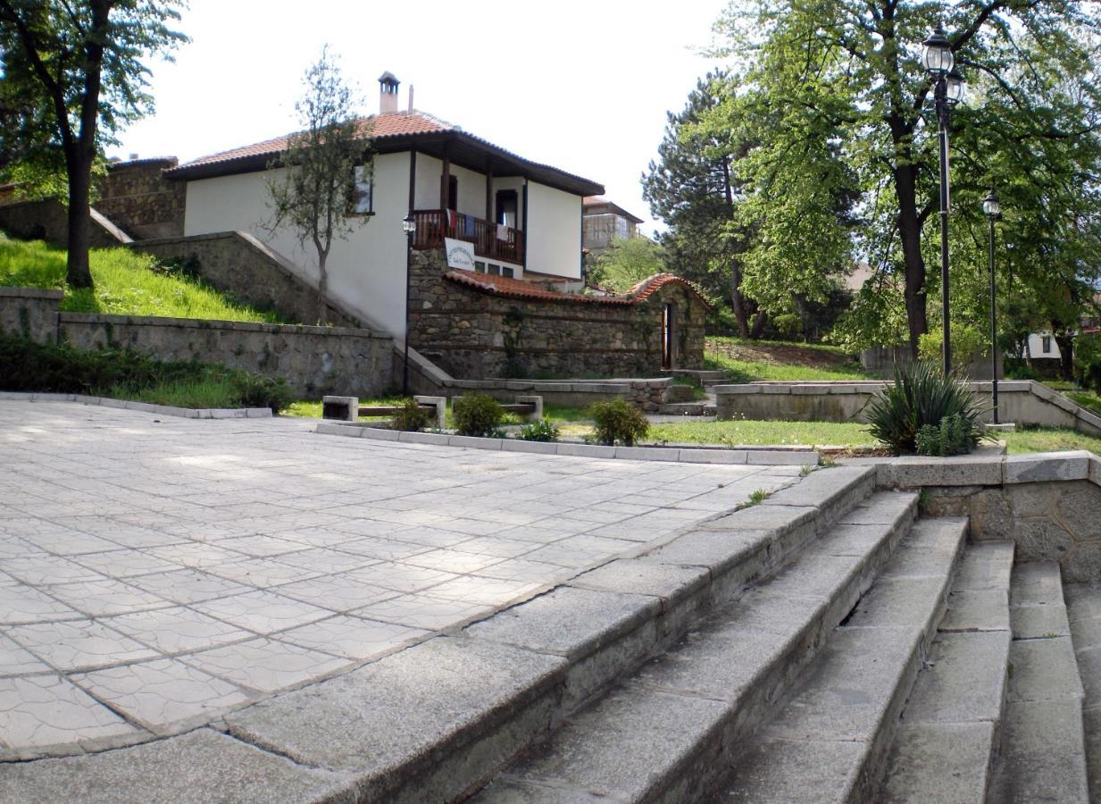Гостоприемница Георги Kalofer Luaran gambar